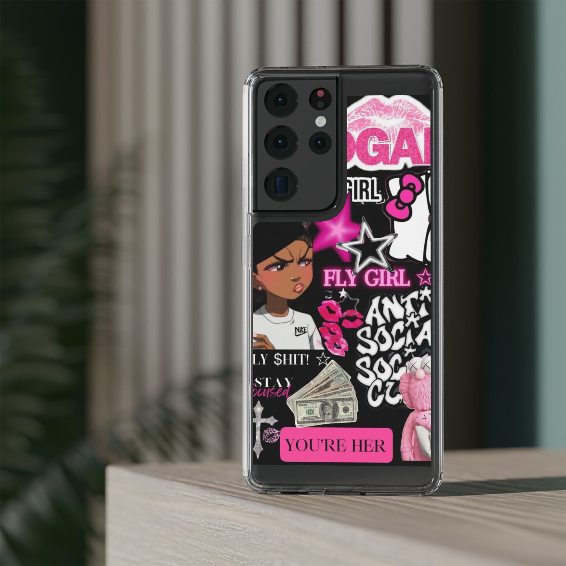 Trendy Clear Phone Case - Bold & Playful Design for Style Lovers