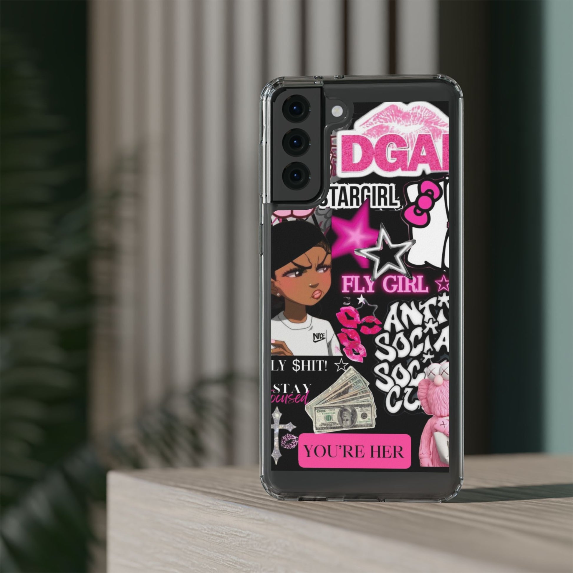 Trendy Clear Phone Case - Bold & Playful Design for Style Lovers