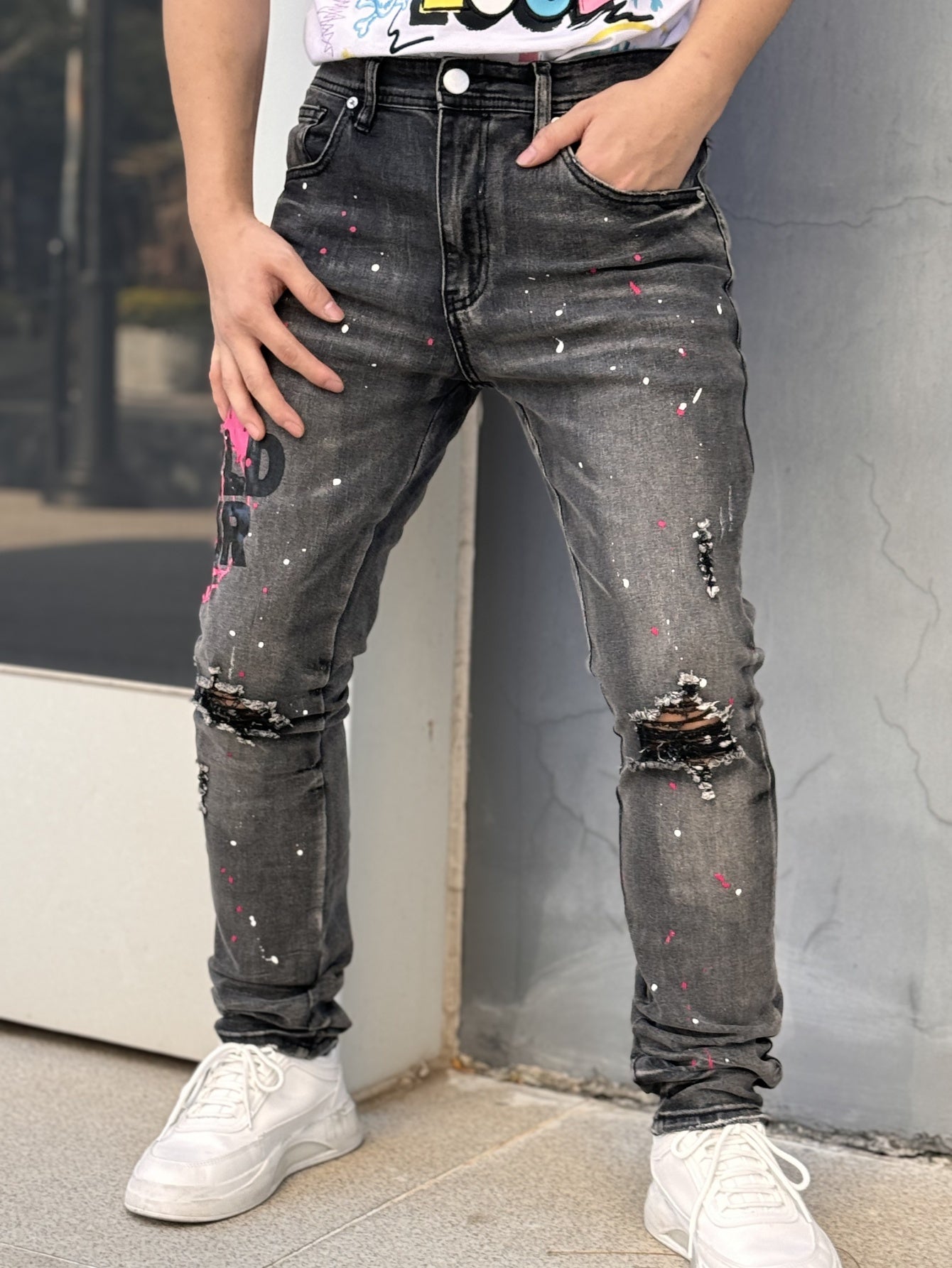 Men's Slim-Fit Stretch Jeans - Trendy Street Style with Unique Hand-Printed Design, Ripped Details & "GOOD" Lettering, Comfortable Cotton Blend for All Seasons